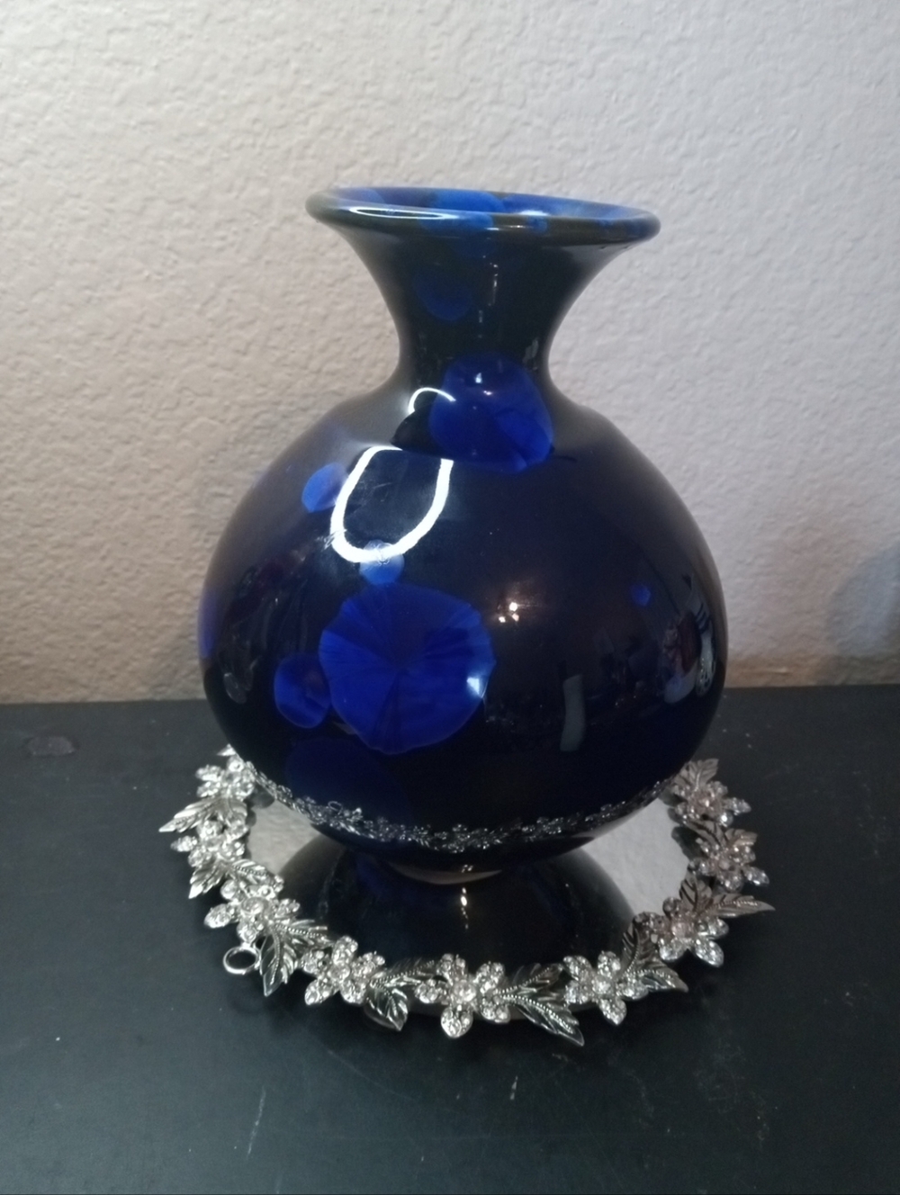 EXQUISITE Signed Davidson Cherokee 8" Reactive Glaze Art Studio Pottery Vase.